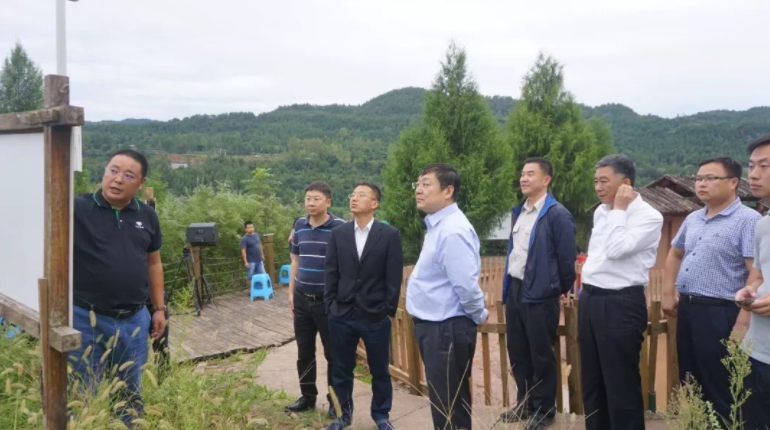 工行總行邢新華主任等一行蒞臨巴山牧場調(diào)研定點扶貧工作